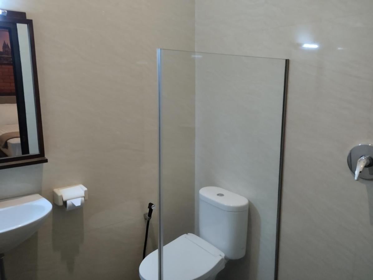 Omah Watu Homestay Yogyakarta Exteriör bild