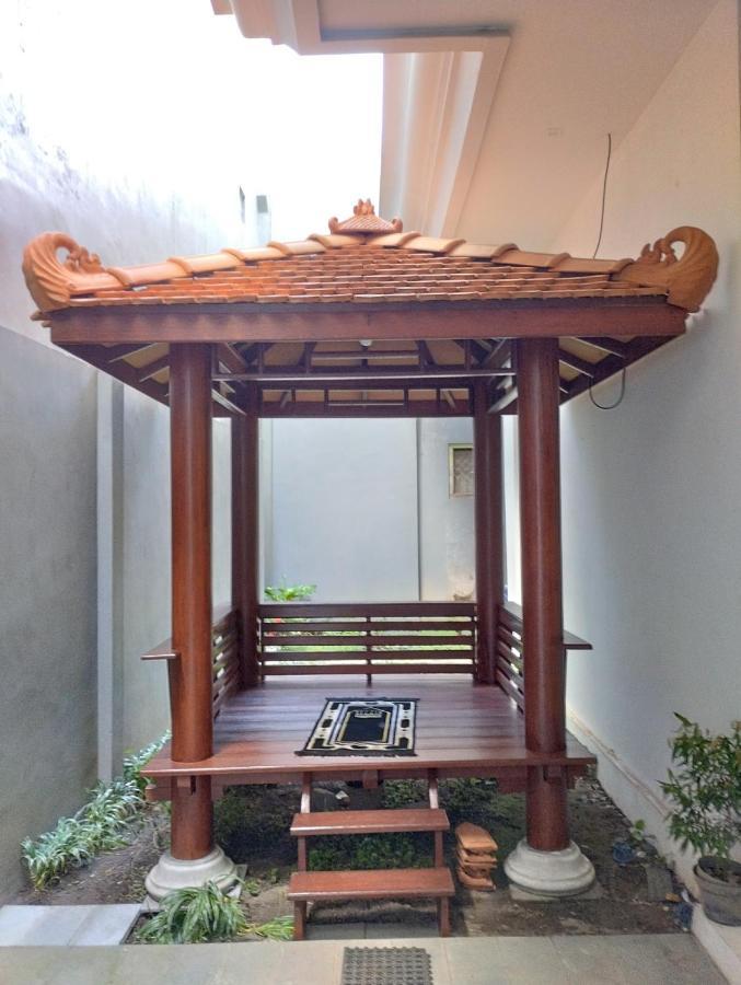 Omah Watu Homestay Yogyakarta Exteriör bild